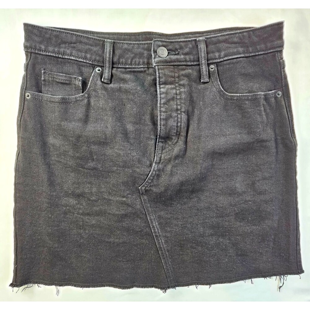 Old Navy High-Rise Secret Slim Pockets Button Fly Denim Skirt Raw Hem Size 6